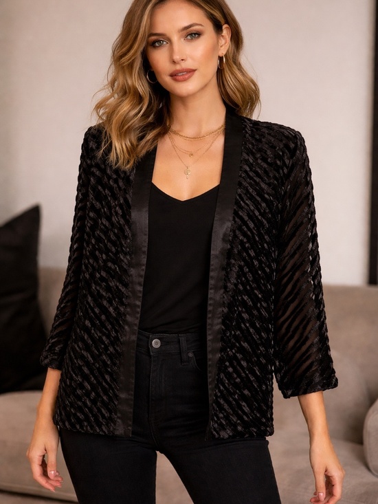 Max USA Tops - VIA‎ MAX Velvet Burnout Jacket w/ Satin Trim – 1990s – Fits Like L
